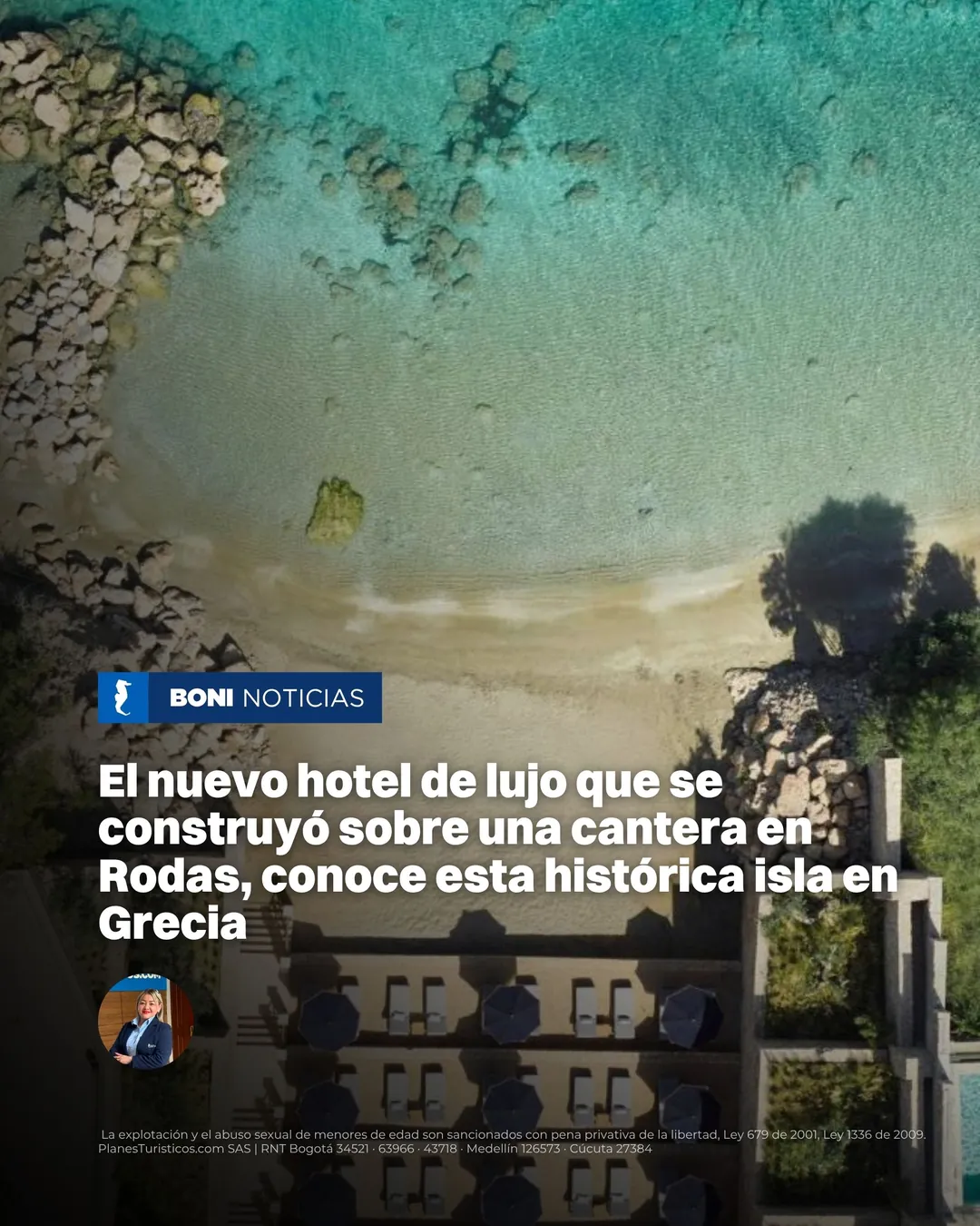 Vista aérea de un hotel de lujo junto a una cala en Rodas