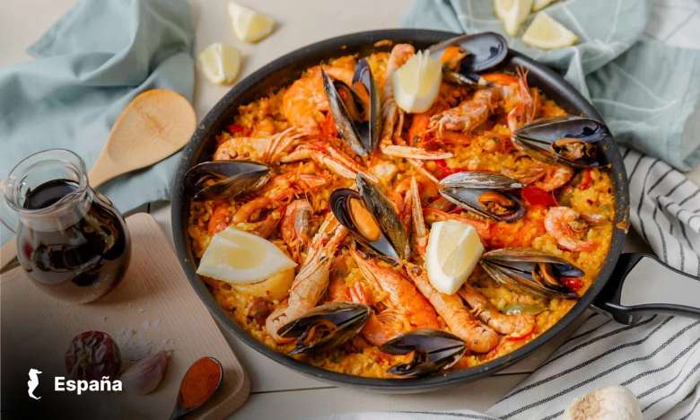Paella en Madrid, España